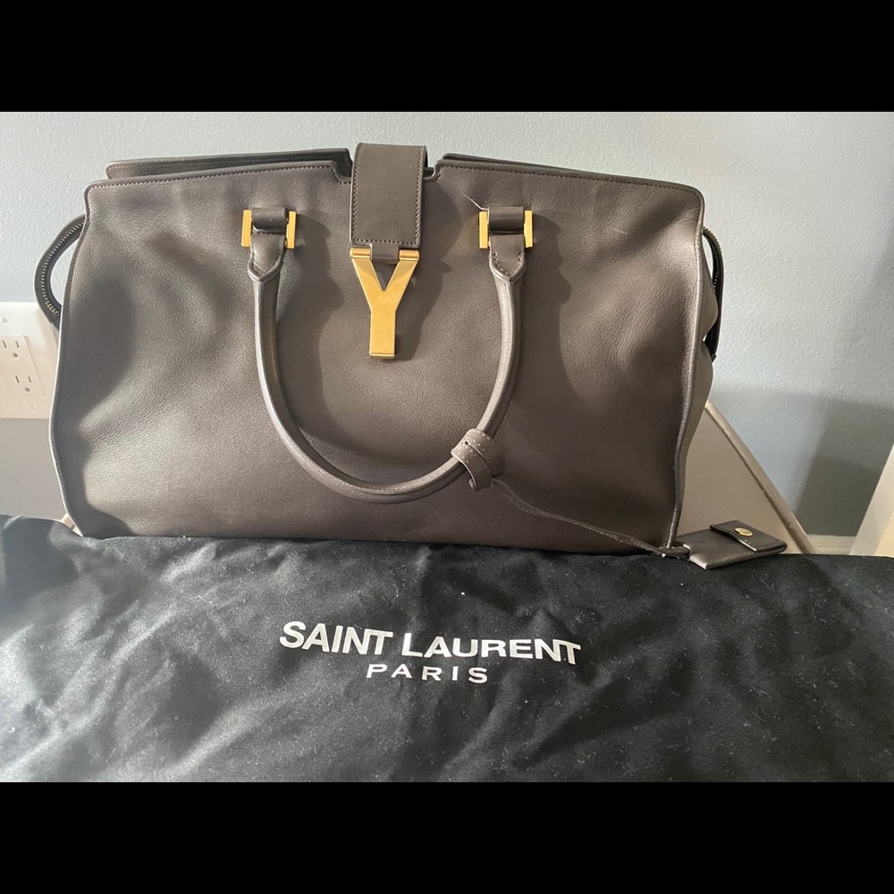 YSL Calfskin Medium Classic Y Cabas Gray